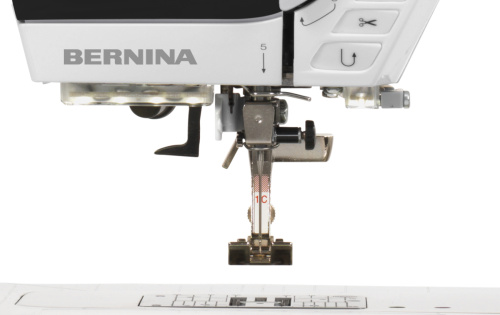  Швейная машина Bernina B590 фото фото 6
