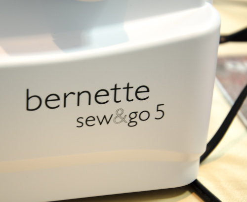  Швейная машина Bernette sew&go 5 фото фото 5